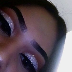 Meet your Posher, Desiree